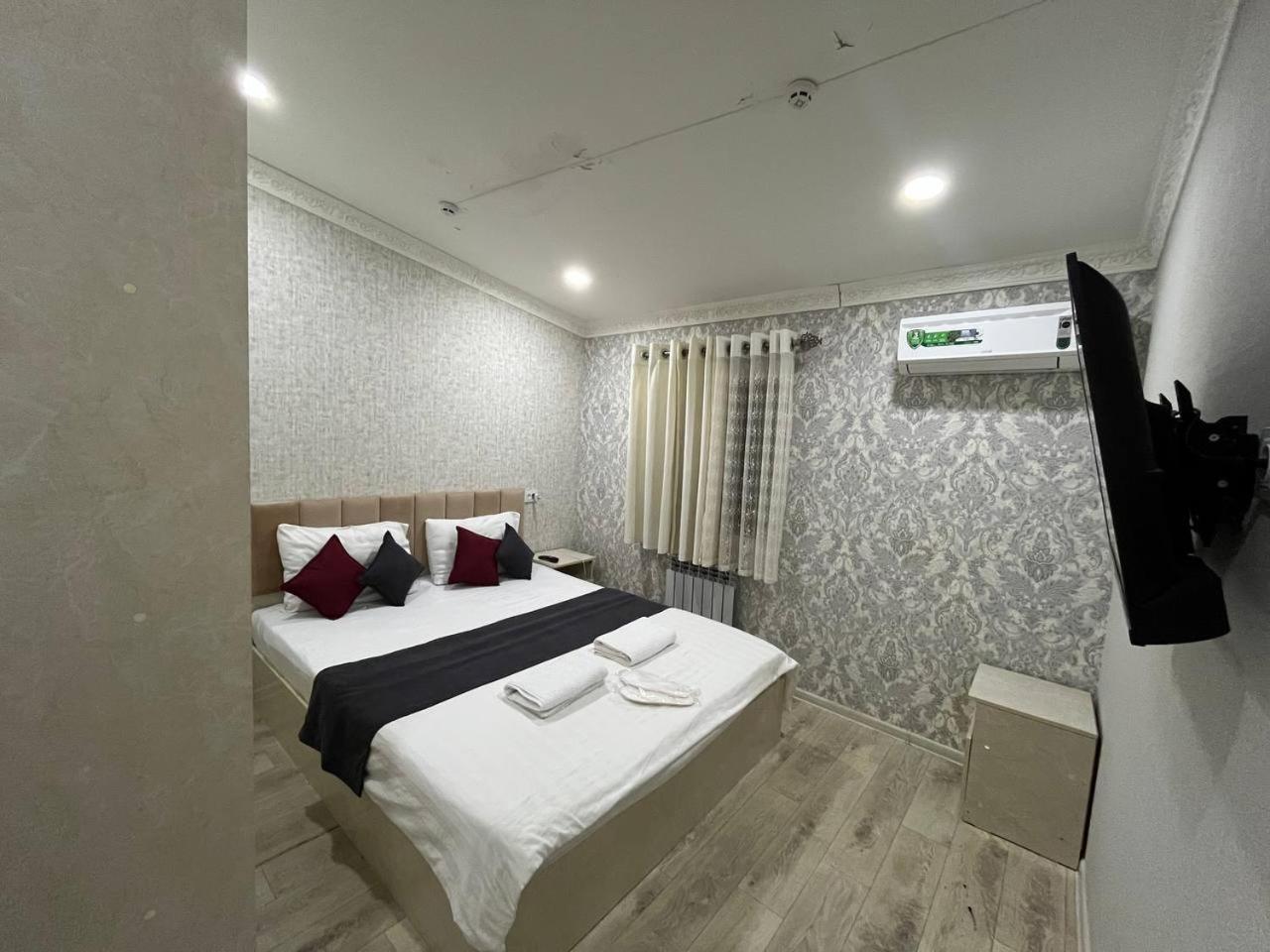 Fenix Hotel Tashkent Exterior foto