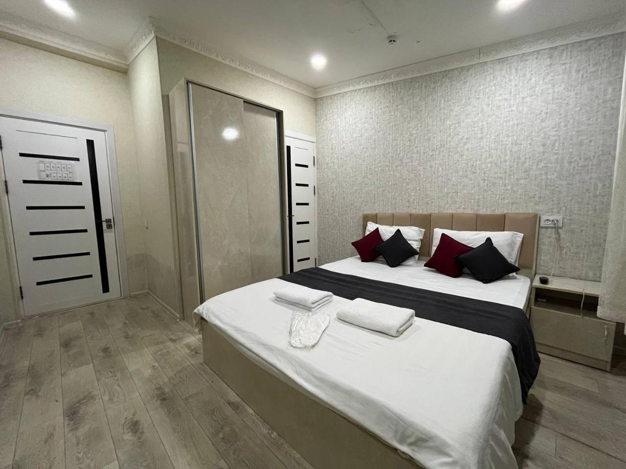 Fenix Hotel Tashkent Exterior foto