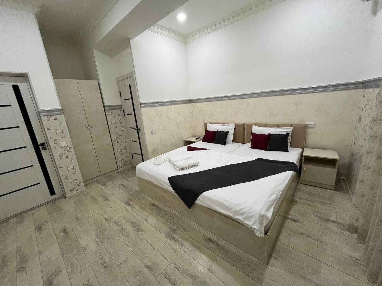 Fenix Hotel Tashkent Exterior foto