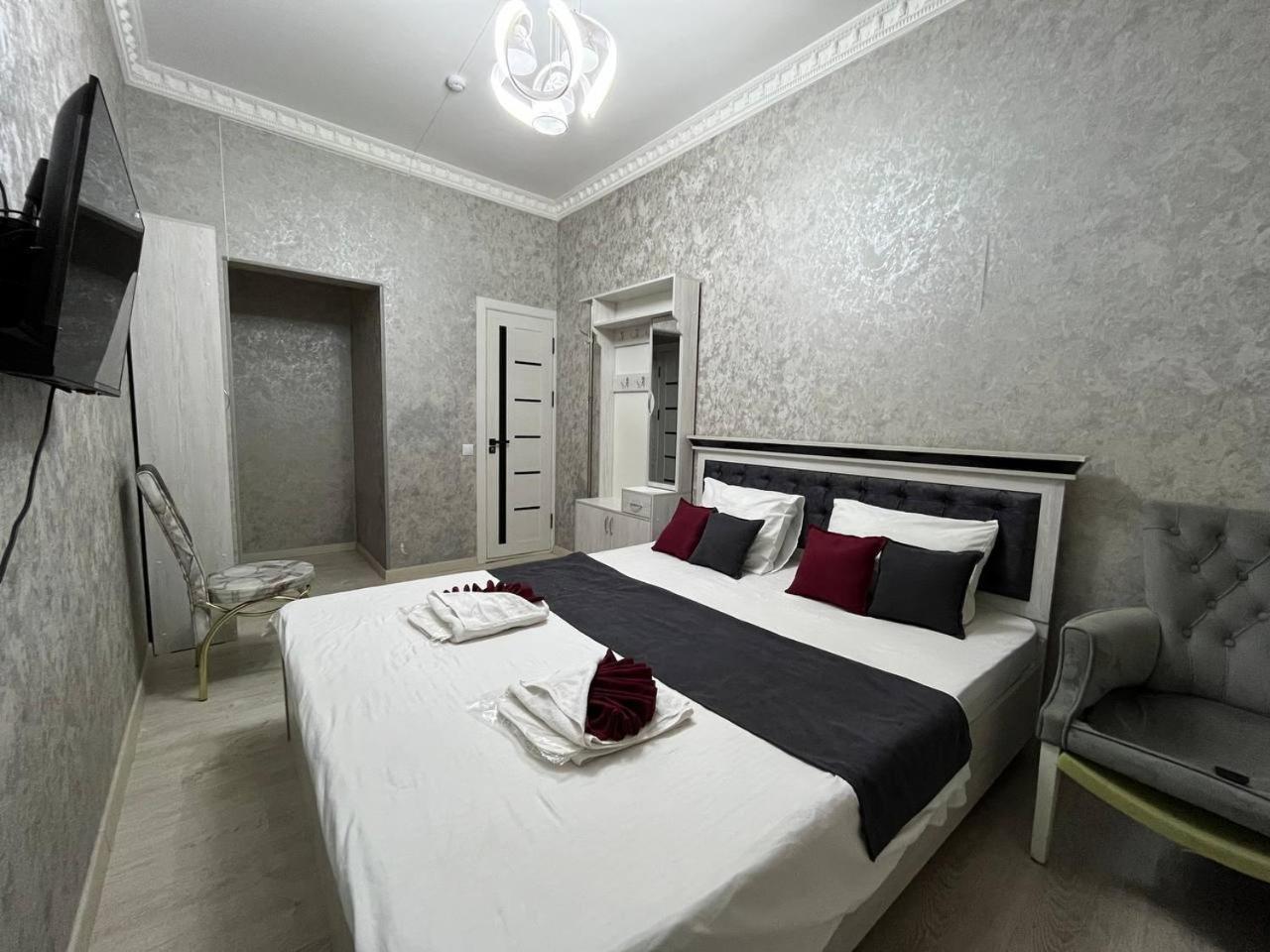 Fenix Hotel Tashkent Exterior foto